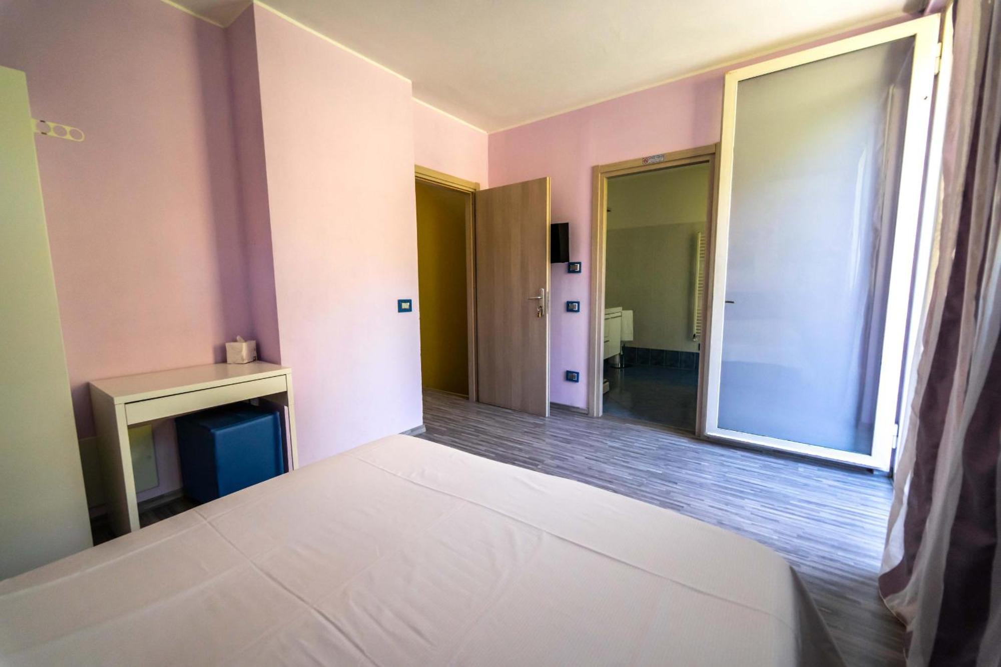 Montebello Lecco Zimmer foto